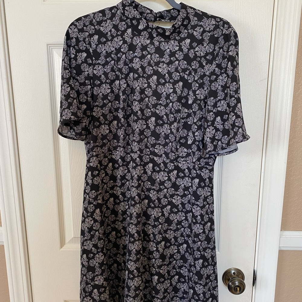 Short sleeved summer dress